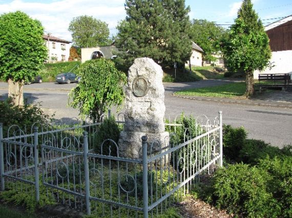 pomník Mistra Jana Husa, Pocinovice