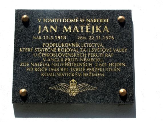 pamětní deska Jan Matějka