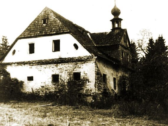 Kamenný dům, Horní Hrádky