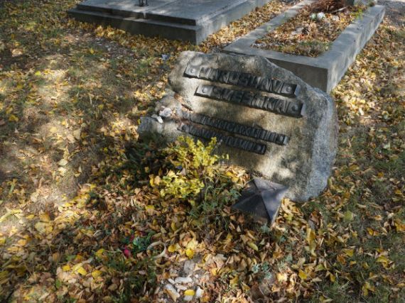 hrob Jaroslav Švestka