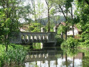 most Drnový potok, Luby
