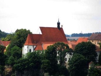 klášter Bechyně a kostel Nanebevzetí P. Marie