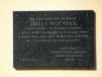 pamětní deska Julius Hofmann