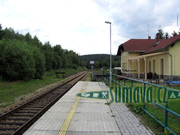 vlaková zastávka Stožec